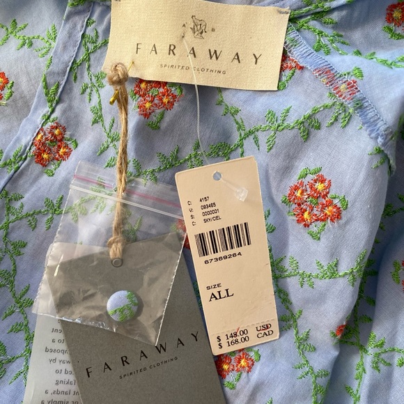 Anthropologie Faraway Embroidered floral Cape new with tag - Picture 7 of 9